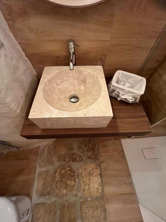 La Segreta Del Castello, Private Access Bed & Breakfast Gioia Del Colle Luaran gambar