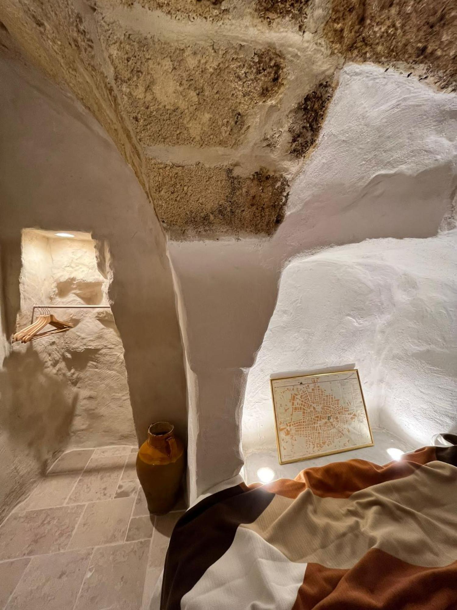 La Segreta Del Castello, Private Access Bed & Breakfast Gioia Del Colle Luaran gambar