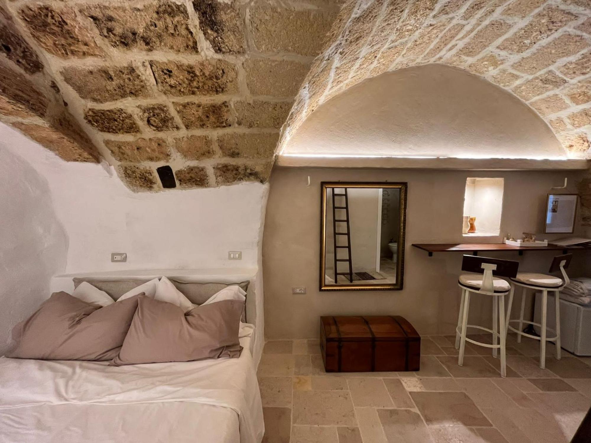 La Segreta Del Castello, Private Access Bed & Breakfast Gioia Del Colle Luaran gambar